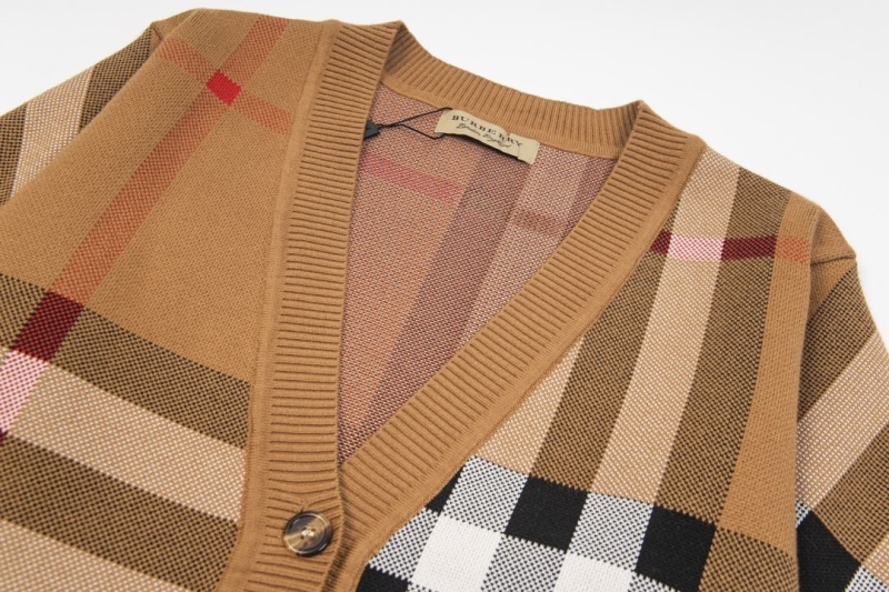 Burberry Sweaters